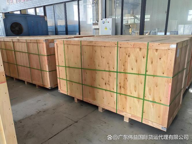 东莞厚街机械设备出口木箱打包,特种柜拖车/固定/捆扎/加固